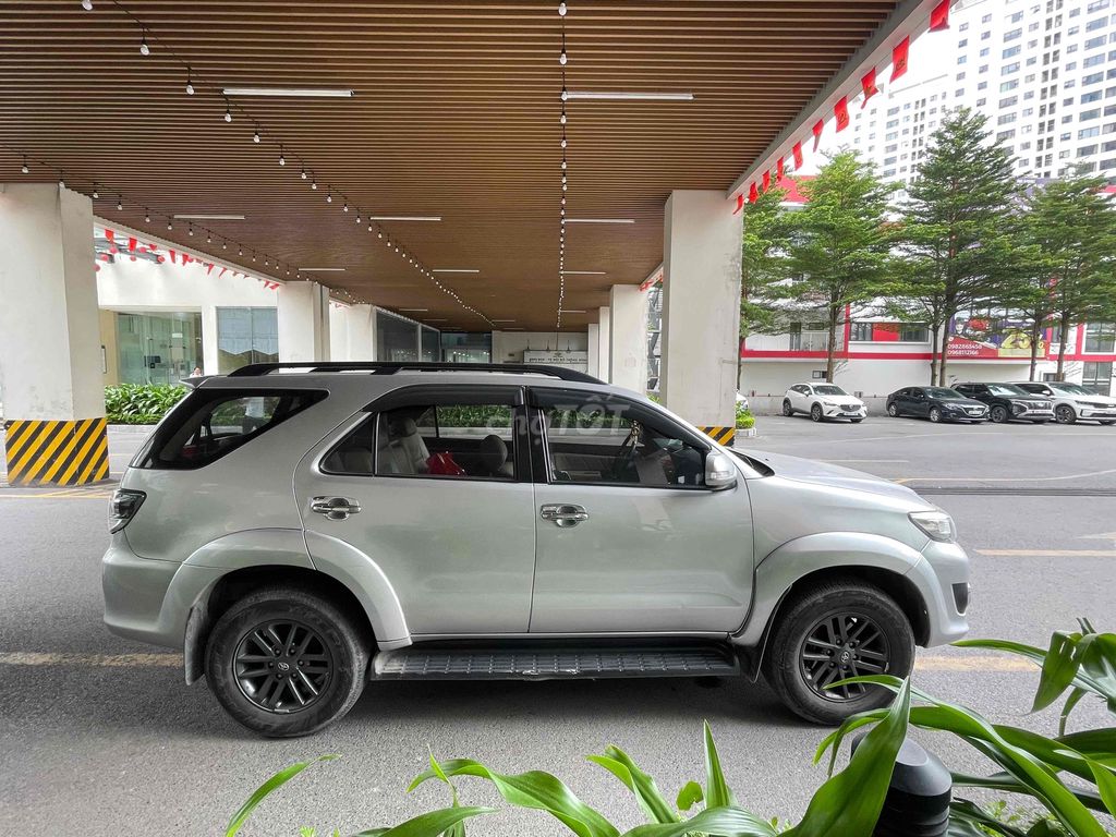 Toyota Fortuner 2016 2.7V 4X2 AT - 10000 km 399 tr. Mua bán Ô tô tại Quận Cầu Giấy Hà Nội được đăng bởi Cụ Túc hình 13