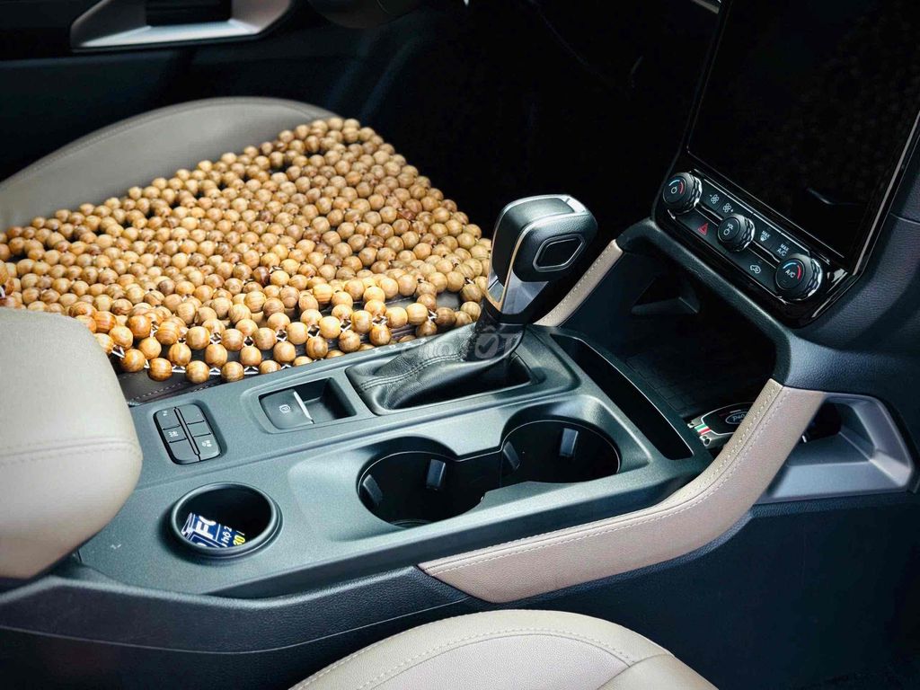 Ford Everest 2022 Titanium 2.0L 1 cầu- 48000 km. Mua bán Ô tô tại Quận Tân Phú Tp Hồ Chí Minh được đăng bởi Nissan Gia Thành  hình 6