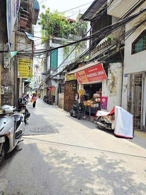 Nhà Đẹp Dân Xây, Cạnh Times City, 20m Ra Ô Tô Tránh Chỉ Nhỉnh 6 Tỷ. Mua bán nhà ở tại Quận Hai Bà Trưng Hà Nội được đăng bởi Nguyễn Quang Dần 