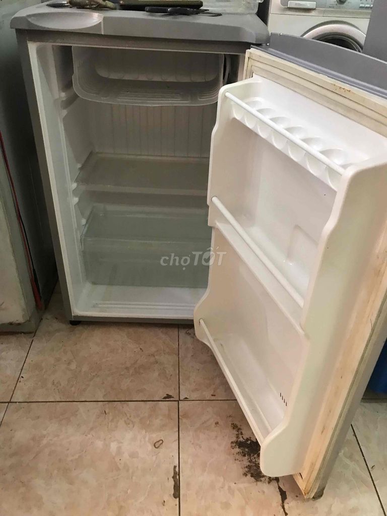 tủ lạnh mini 90L có ship và bh!!!