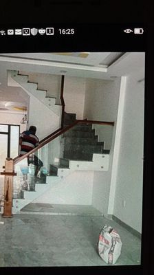 Owner – house on main street 4 x 20 m – usable area: 260 m² – 4 bedrooms, 4 bathrooms – fully furnished (3 bedrooms) – Korean Urban Area 2