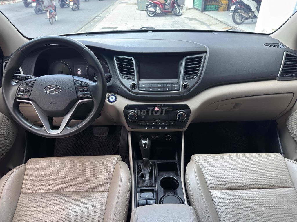 Hyundai Tucson 2018 1.6 AT Turbo - 82000 km. Mua bán Ô tô tại Thành phố Biên Hòa Đồng Nai được đăng bởi Xe Lướt Uy Minh hình 12