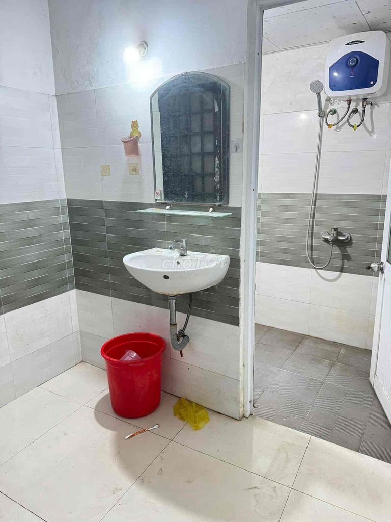 cho thuê nhà gác đúc 2pn/2wc kiệt nguyễn văn linh