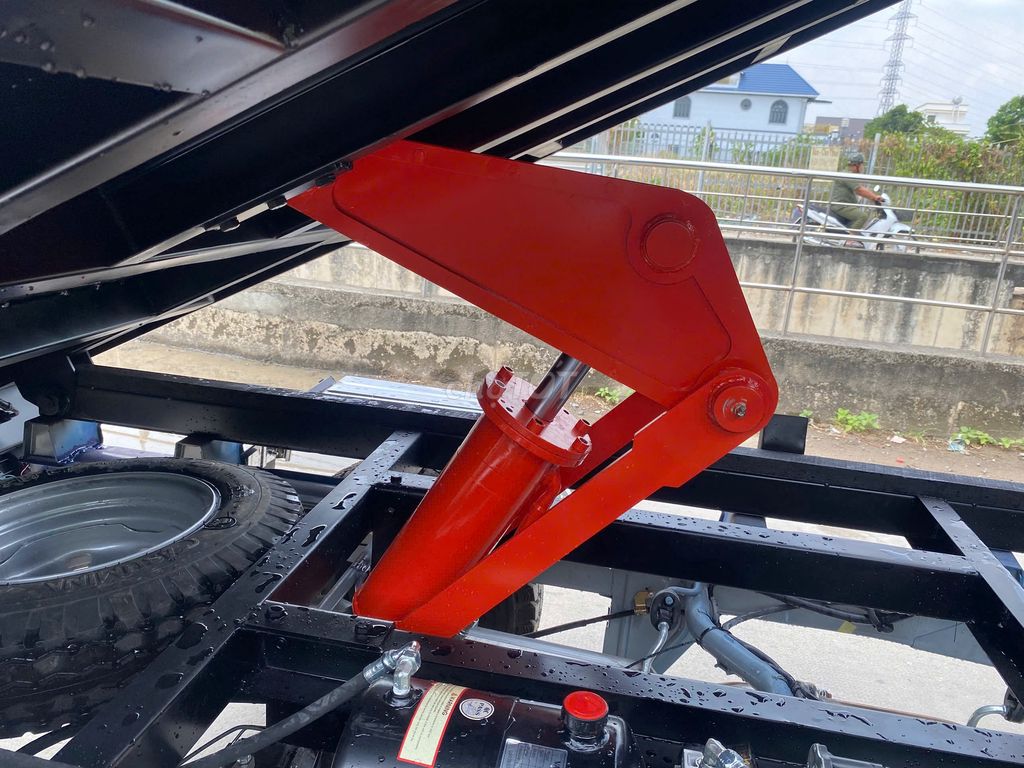 Xe Tải SRM Chở Rác 4 Khối Hàng Sẵn Giao Nhanh. Mua bán Xe tải, xe ben tại Thành phố Thuận An Bình Dương được đăng bởi Ngọc Minh hình 2