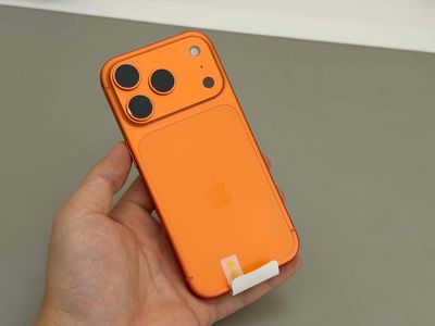 17 Pro Lock 🧡 256G Newbody chưa kích hoạt CNC