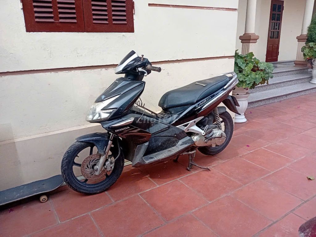 BÁN XE AIRBLADE 2009. Mua bán Xe máy tại Huyện Gia Lâm Hà Nội được đăng bởi tuan nguyenngoc hình 4