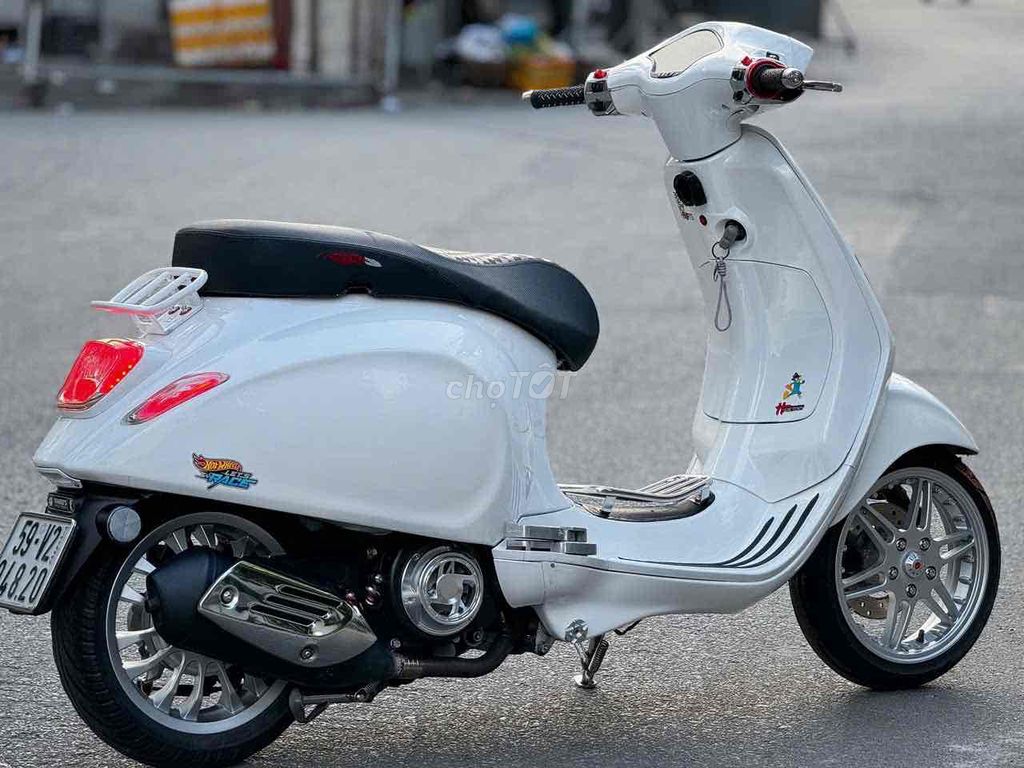 vespa 125 dọn full kiễng đẹp keng nợ xấu trả 50% ạ. Mua bán Xe máy tại Quận Bình Tân Tp Hồ Chí Minh được đăng bởi Xe Máy Qúy Le hình 3