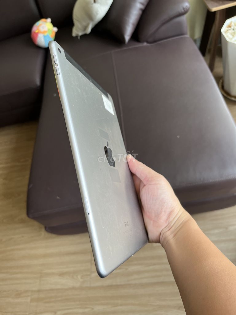 Apple iPad Air 2 32GB Xám. Mua bán Máy tính bảng tại Quận Hà Đông Hà Nội được đăng bởi Dũng Hồ Diên Tuấn hình 1