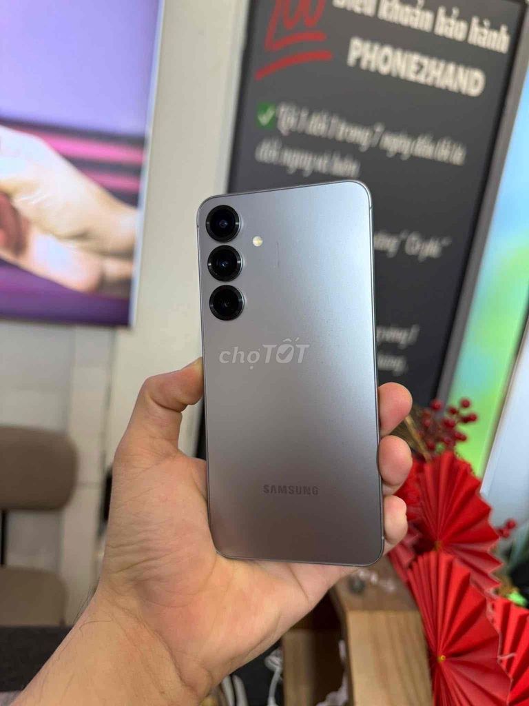 Samsung S25plus 256GB Việt Nam. Mua bán Điện thoại tại Quận 3 Tp Hồ Chí Minh được đăng bởi 2 Hand STORE  hình 1