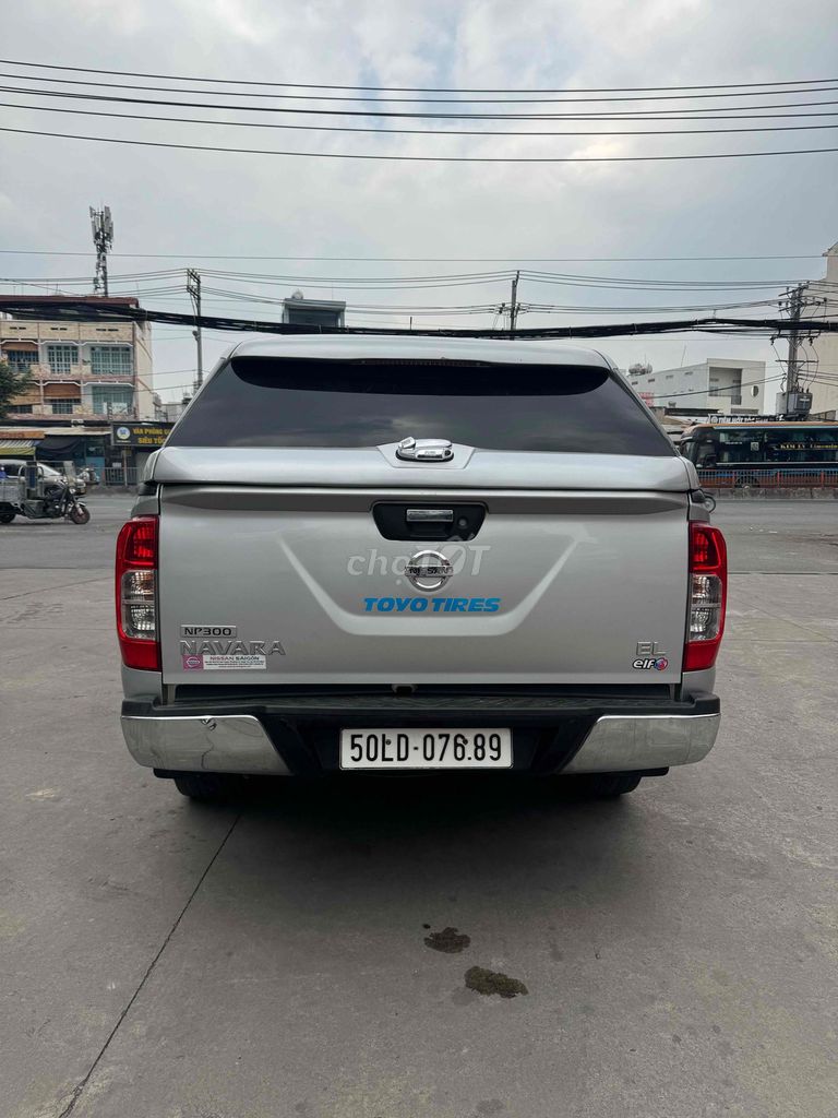 Nissan Navara Bạc 5 chỗ Số tự động. Mua bán Ô tô tại Thành phố Thủ Đức Tp Hồ Chí Minh được đăng bởi Phạm Khôi hình 3