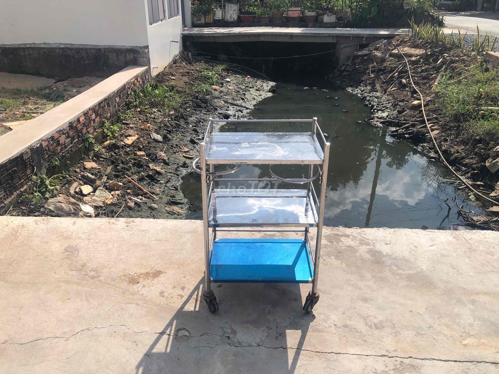 Xe đẩy y tế 3 tầng Thép không gỉ. Mua bán Đồ chuyên dụng, Giống nuôi trồng tại Thành phố Vĩnh Long Vĩnh Long được đăng bởi Dropee Vĩnh Long hình 1