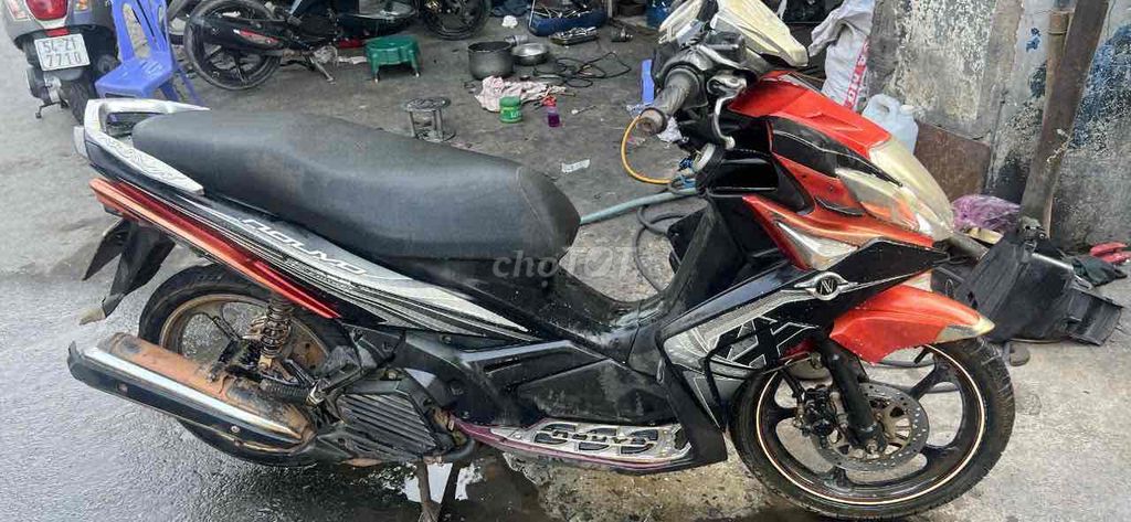 Nouvo 5 phun xăng fi biển 49 giấy tờ đầy đủ. Mua bán Xe máy tại Quận Tân Bình Tp Hồ Chí Minh được đăng bởi Hưng hình 3