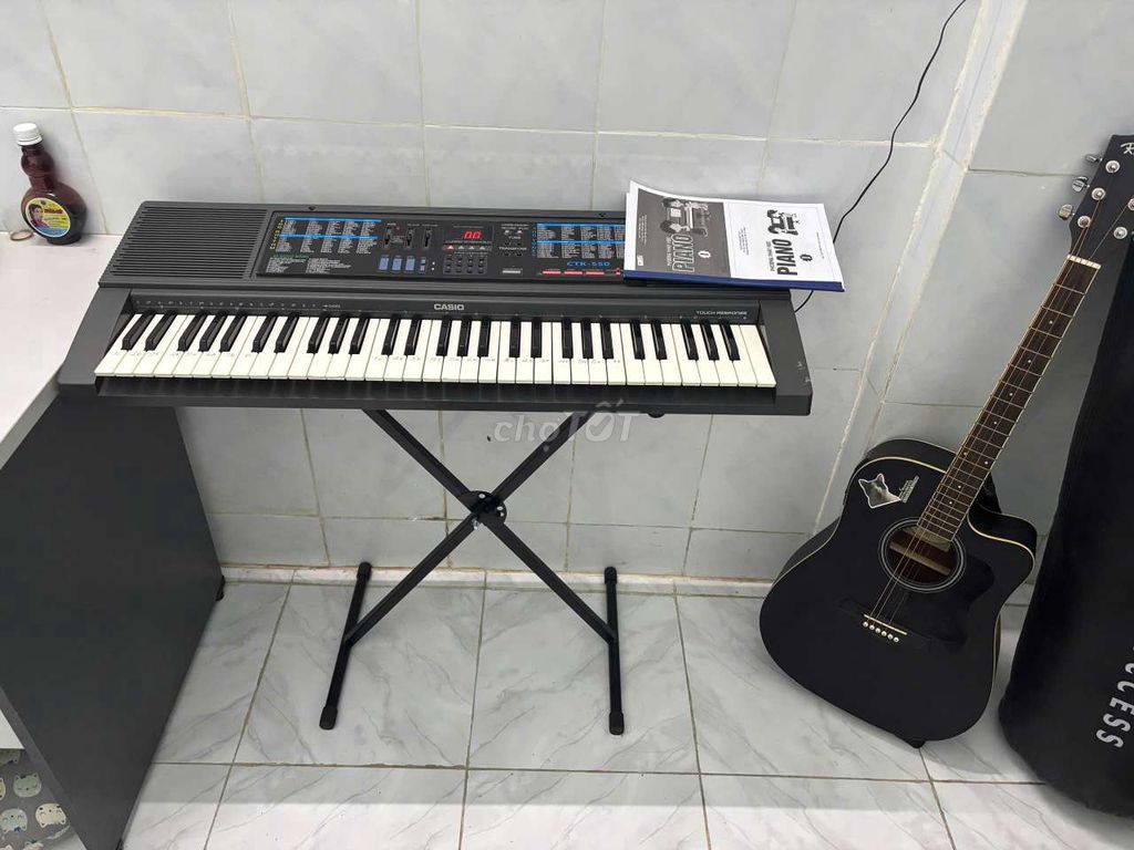 Đàn Organ Casio và Rosen G11. Mua bán Nhạc cụ tại Huyện Nhà Bè Tp Hồ Chí Minh được đăng bởi dua hau hình 1