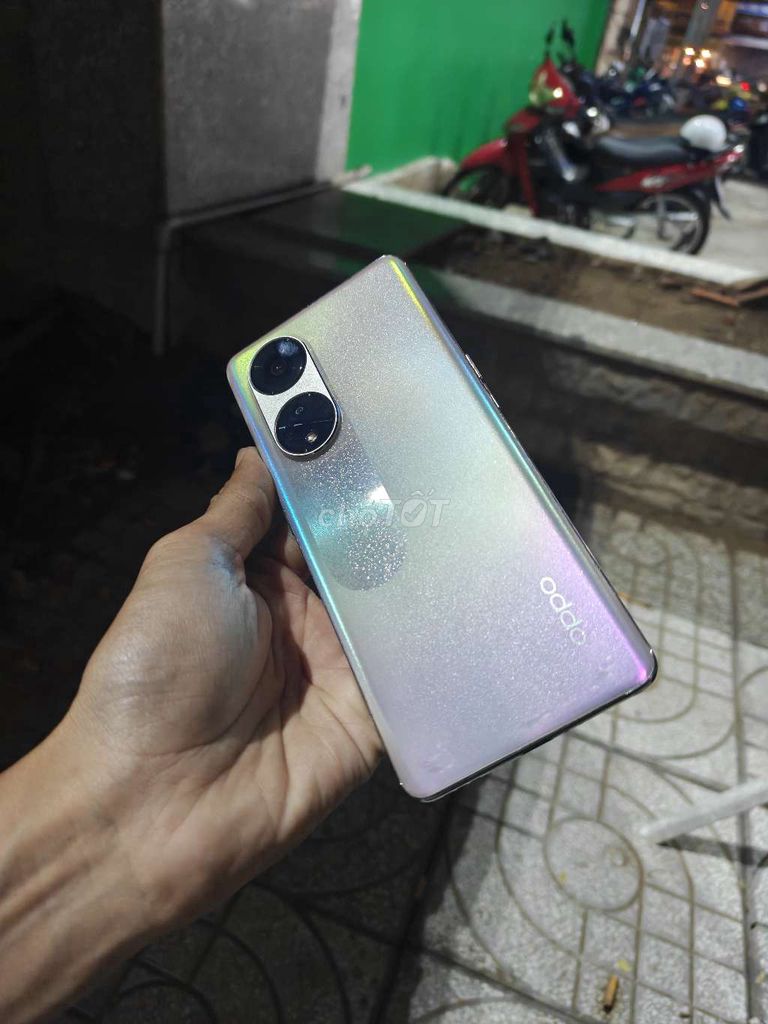 Oppo Reno 8T 5G 256GB Trắng. Mua bán Điện thoại tại Quận Ninh Kiều Cần Thơ được đăng bởi sang hình 1