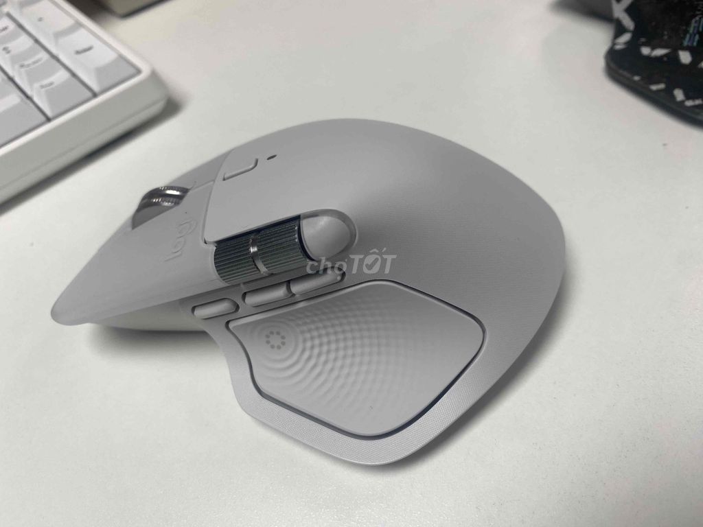 Chuột Logitech MX Master 4. Mua bán Phụ kiện (Màn hình, Chuột...) tại Thành phố Thủ Đức Tp Hồ Chí Minh được đăng bởi Phạm Phúc Hậu hình 1