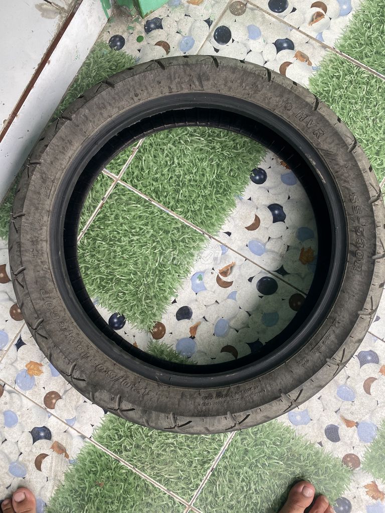 Vỏ xe HVR. Mua bán Xe máy tại Thành phố Thủ Đức Tp Hồ Chí Minh được đăng bởi Phucthuan Nguyen hình 4