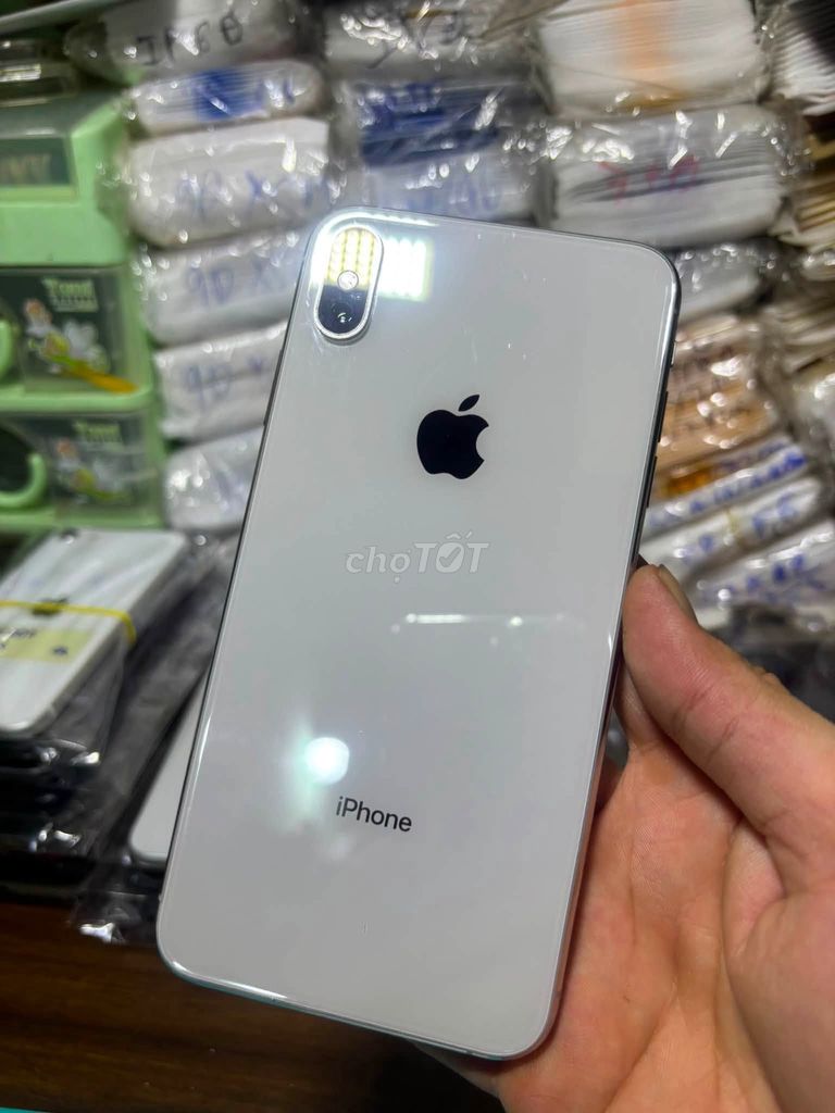 Apple iPhone XS Max 64GB Trắng Like New. Mua bán Điện thoại tại Quận 1 Tp Hồ Chí Minh được đăng bởi Hội Đồ Điện Tử hình 1