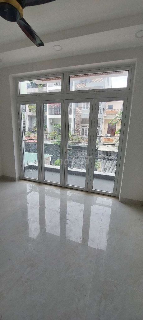 Cho thuê nhà HXT  6M , Cách Đại Học IUH 500m