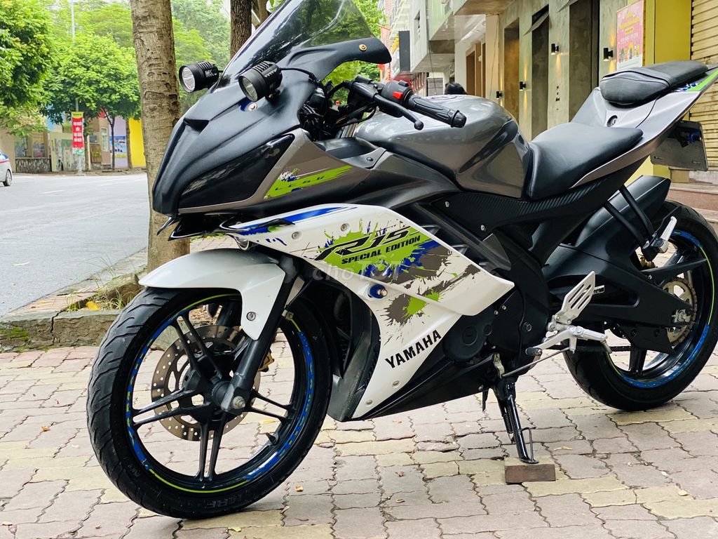 YAMAHA R15 V2 BẢN ĐẶC BIỆT CHÍNH CHỦ ĐK 2022. Mua bán Xe máy tại Quận Nam Từ Liêm Hà Nội được đăng bởi THU HOÀI hình 5