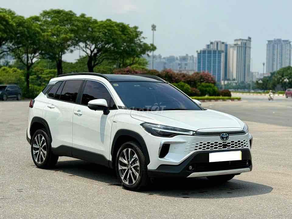 Toyota Corolla Cross HEV 2025 Белый Гибрид
