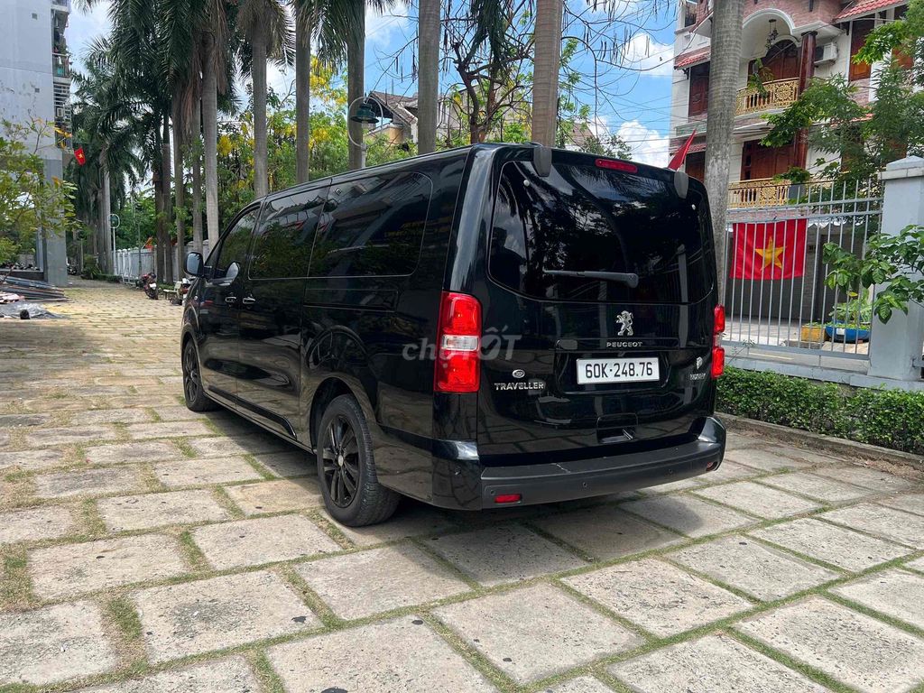 Peugeot Traveller 2019 Luxury - 56000 km. Mua bán Ô tô tại Quận 12 Tp Hồ Chí Minh được đăng bởi LIÊM XE TẢI hình 2