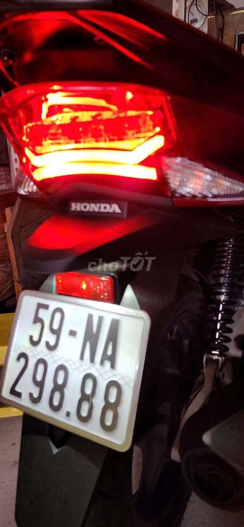 Xe Pcx 2014 sd 2000km rât mới.Hiem có.. Mua bán Xe máy tại Quận Bình Tân Tp Hồ Chí Minh được đăng bởi Hong Thanh phuc hình 1