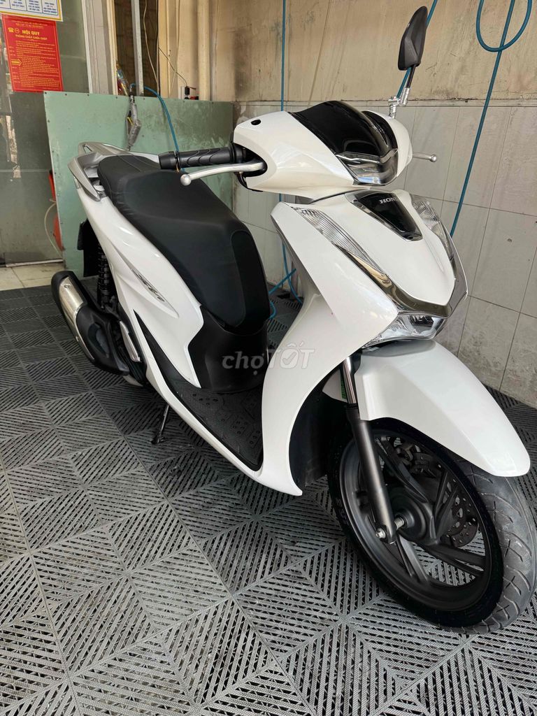Honda SH125 CBS 2023 белый