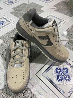 Giày Nike Air Force 1 màu xám cực đẹp