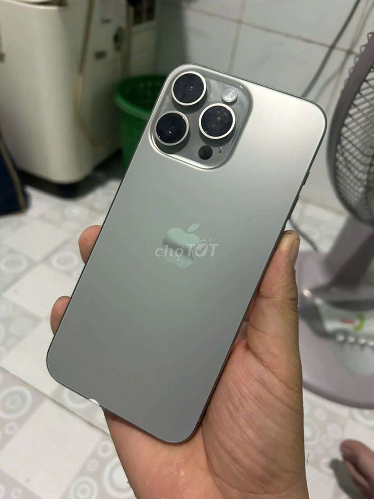 Apple iPhone 15 Pro Max 99%. Mua bán Điện thoại tại Thành phố Vĩnh Long Vĩnh Long được đăng bởi Cầm đồ thanh lý  hình 1