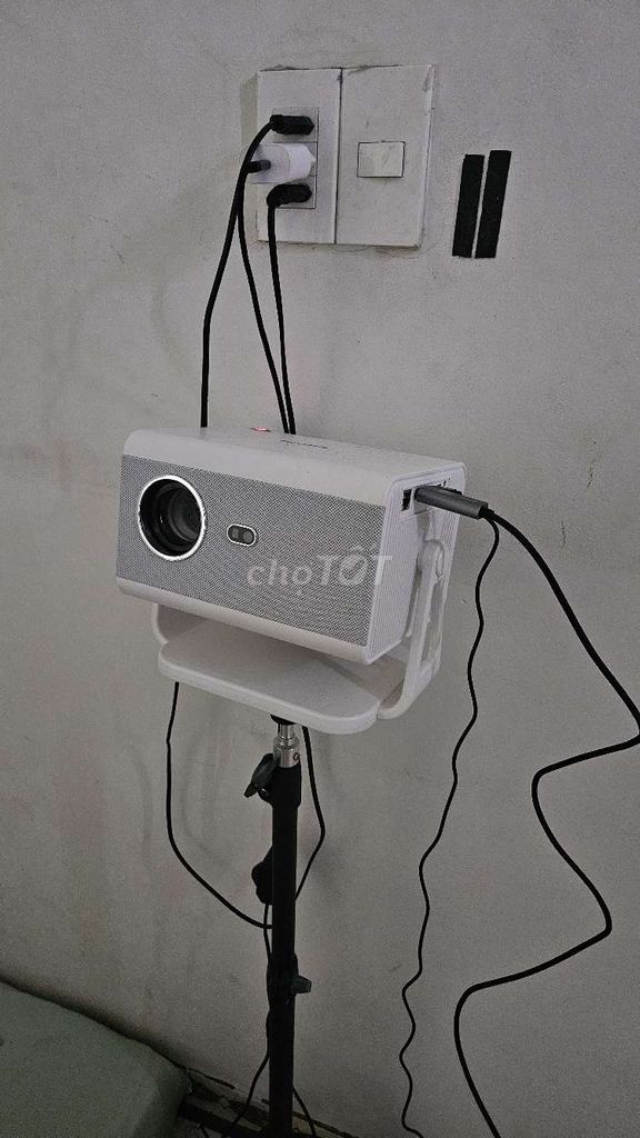 Máy chiếu X2 Max Gen 5 Trắng Đã sử dụng. Mua bán Phụ kiện (Màn hình, Chuột...) tại Thành phố Thủ Dầu Một Bình Dương được đăng bởi Phạm Tú hình 1