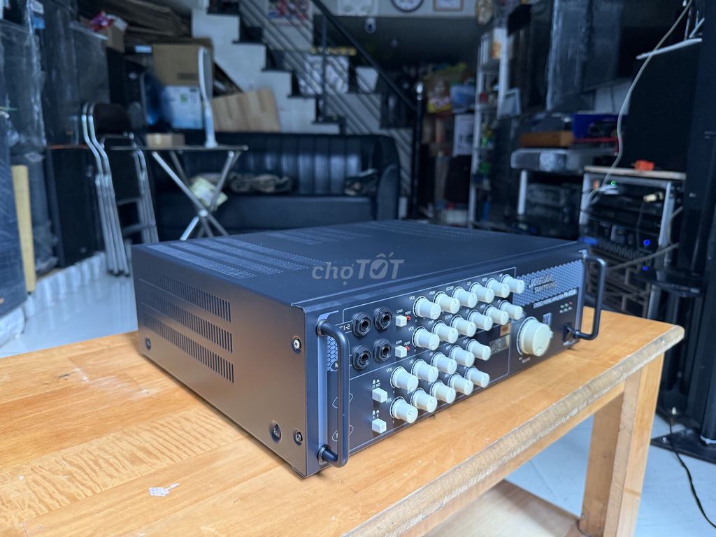 Thanh Lý Amply Karaoke Hàn Quốc máy đẹp Keng. Mua bán Tivi, Âm thanh tại Quận Tân Phú Tp Hồ Chí Minh được đăng bởi YoungKing Audio hình 1