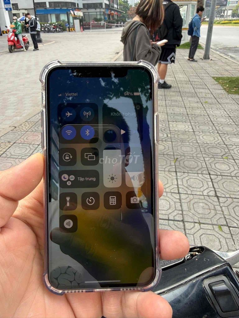 iPhone X 256GB. Mua bán Điện thoại tại Quận Hai Bà Trưng Hà Nội được đăng bởi Nguyễn thanh hiếu  hình 1