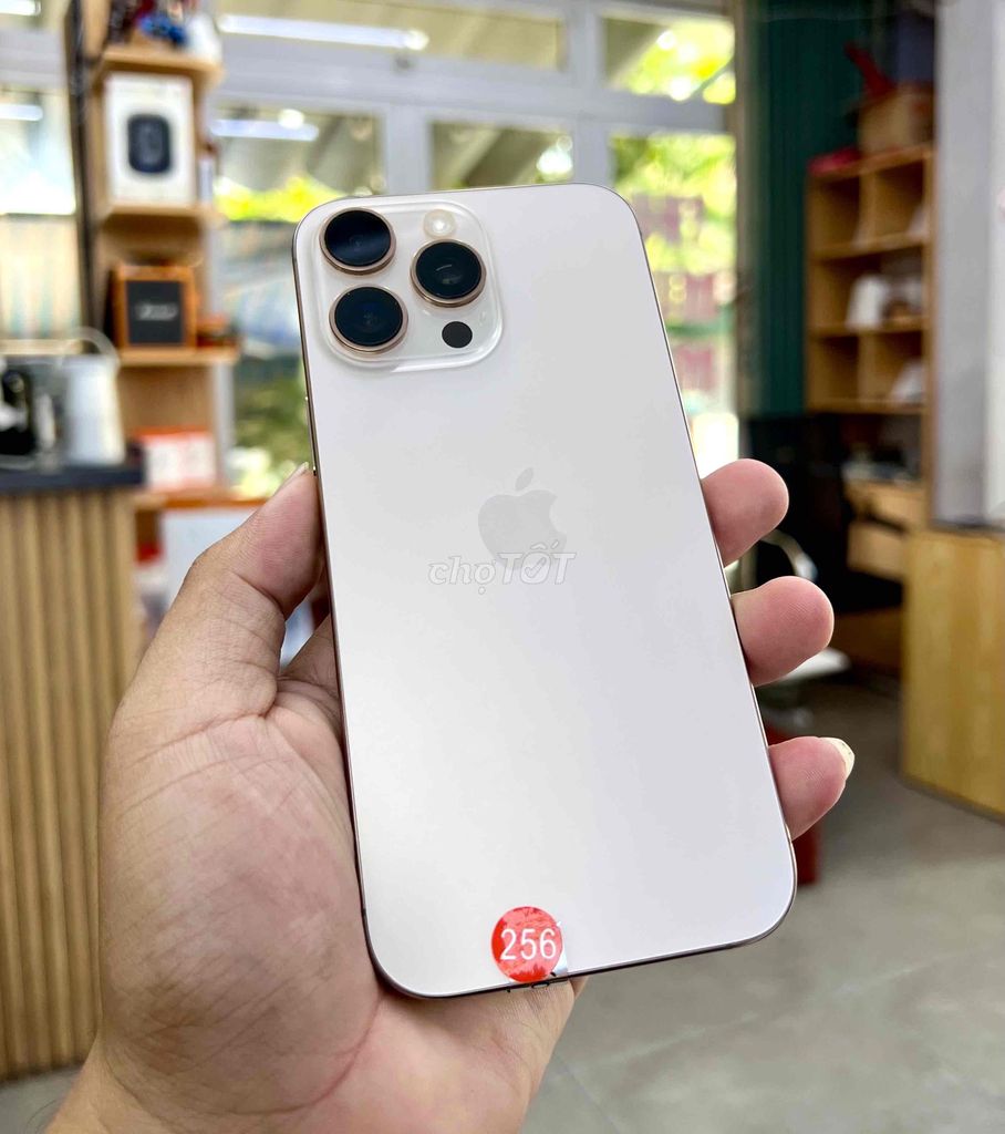 iPhone 16 Pro Max 256GB Sa mạc. Mua bán Điện thoại tại Quận Thanh Khê Đà Nẵng được đăng bởi GẠO STORE ĐIỆN THOẠI TRẢ GÓP GIÁ RẺ ĐÀ NẴNG hình 1