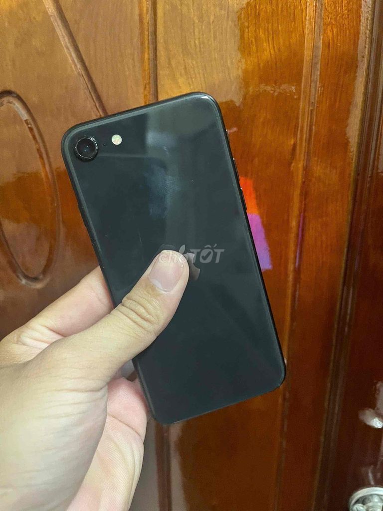 Apple iPhone SE 2020 64GB Đen. Mua bán Điện thoại tại Huyện Mỏ Cày Nam Bến Tre được đăng bởi ánh hình 1