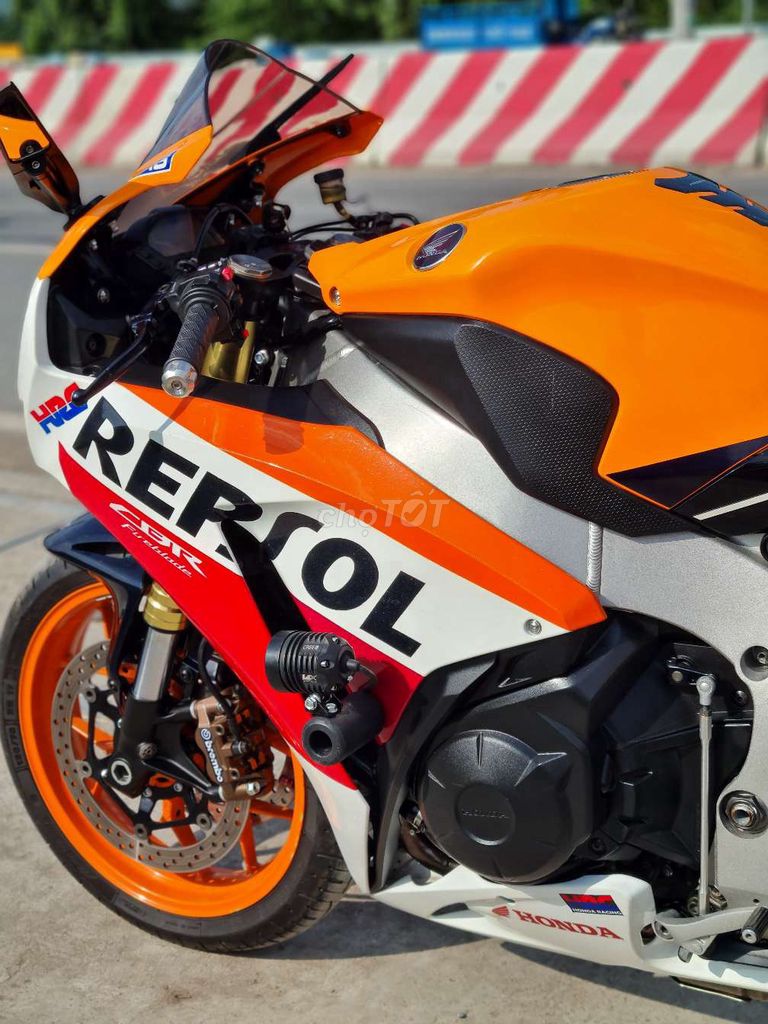 Honda CBR1000RR Repsol 2015 xe đẹp máy Zin êm .. Mua bán Xe máy tại Huyện Bình Chánh Tp Hồ Chí Minh được đăng bởi Minh  hình 14