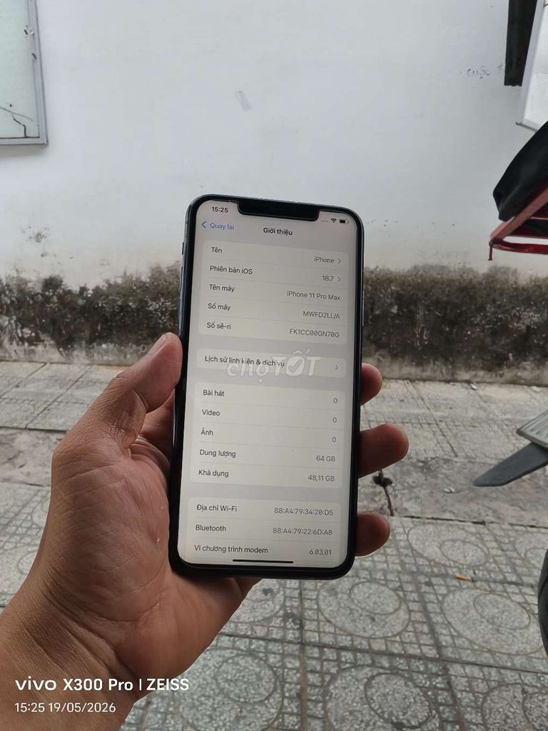 Apple iPhone 11 Pro Max 64GB Xám Mỹ. Mua bán Điện thoại tại Thành phố Bến Tre Bến Tre được đăng bởi Lê Trường hình 1