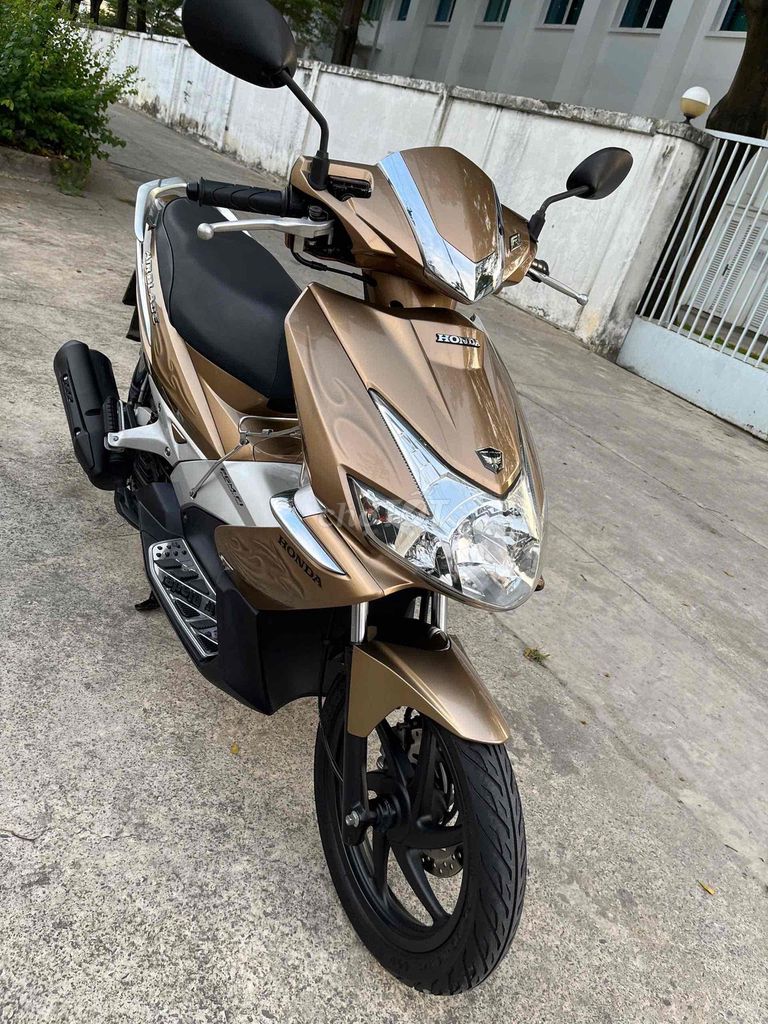 ab 2010 chạy 1 ngàn km kg có chiếc thứ 2 nhé. Mua bán Xe máy tại Thành phố Thuận An Bình Dương được đăng bởi Việt Thái hình 1