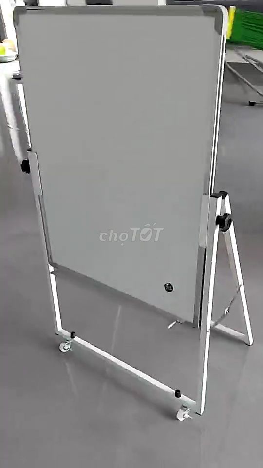 Bảng filpchart chân 60x80cm