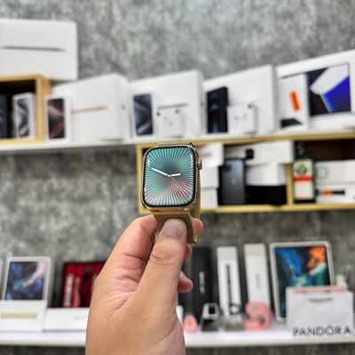 SR8-45MM GOLD ESIM. Mua bán Thiết bị đeo thông minh tại Quận Thanh Xuân Hà Nội được đăng bởi Tiến Apple Watch