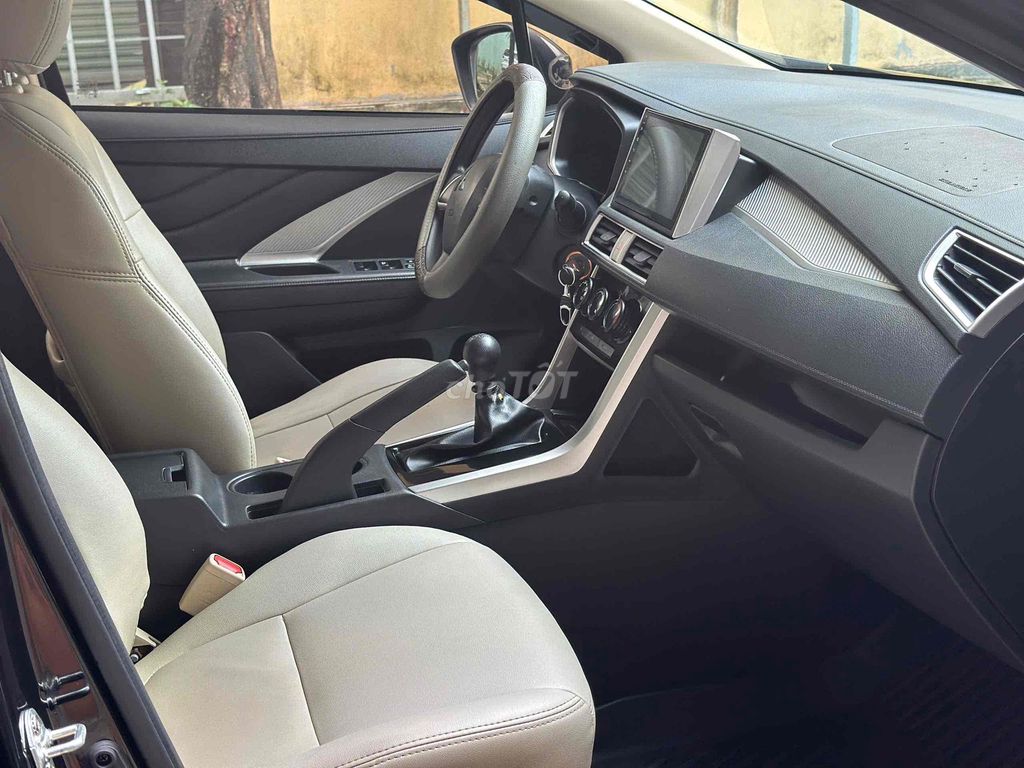 Mitsubishi Xpander 2023 Số sàn Đen. Mua bán Ô tô tại Quận Cẩm Lệ Đà Nẵng được đăng bởi Phước Auto hình 6