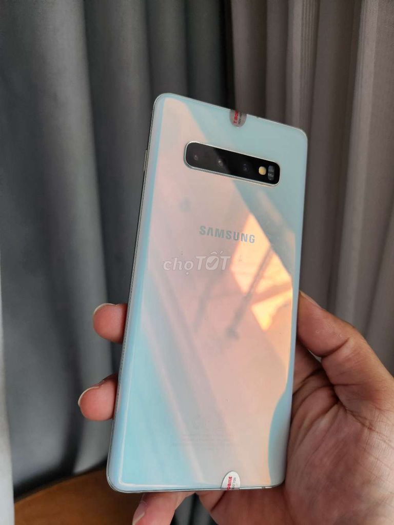 Samsung Galaxy S10+ 128GB Trắng. Mua bán Điện thoại tại Quận 8 Tp Hồ Chí Minh được đăng bởi Phan Minh Tân hình 1