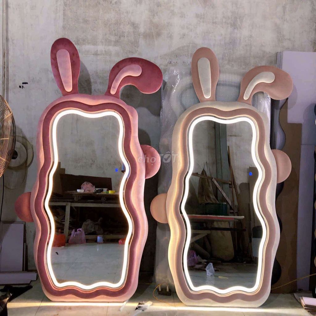 Gương trang điểm đèn LED Tai thỏ. Mua bán Nội thất, đồ gia dụng khác tại Quận Thanh Khê Đà Nẵng được đăng bởi Nội Thất Gia Bảo hình 1