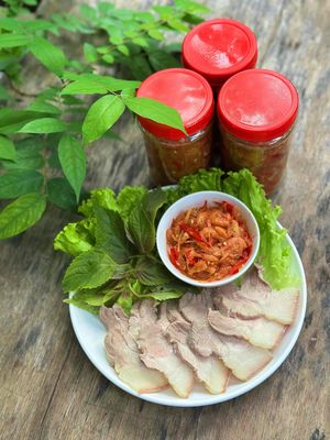 Mắm tôm chua nhà làm. Mua bán Đồ ăn, thực phẩm và các loại khác tại Thị xã Hương Trà Thừa Thiên Huế được đăng bởi Lê Thị Thuý Kiều