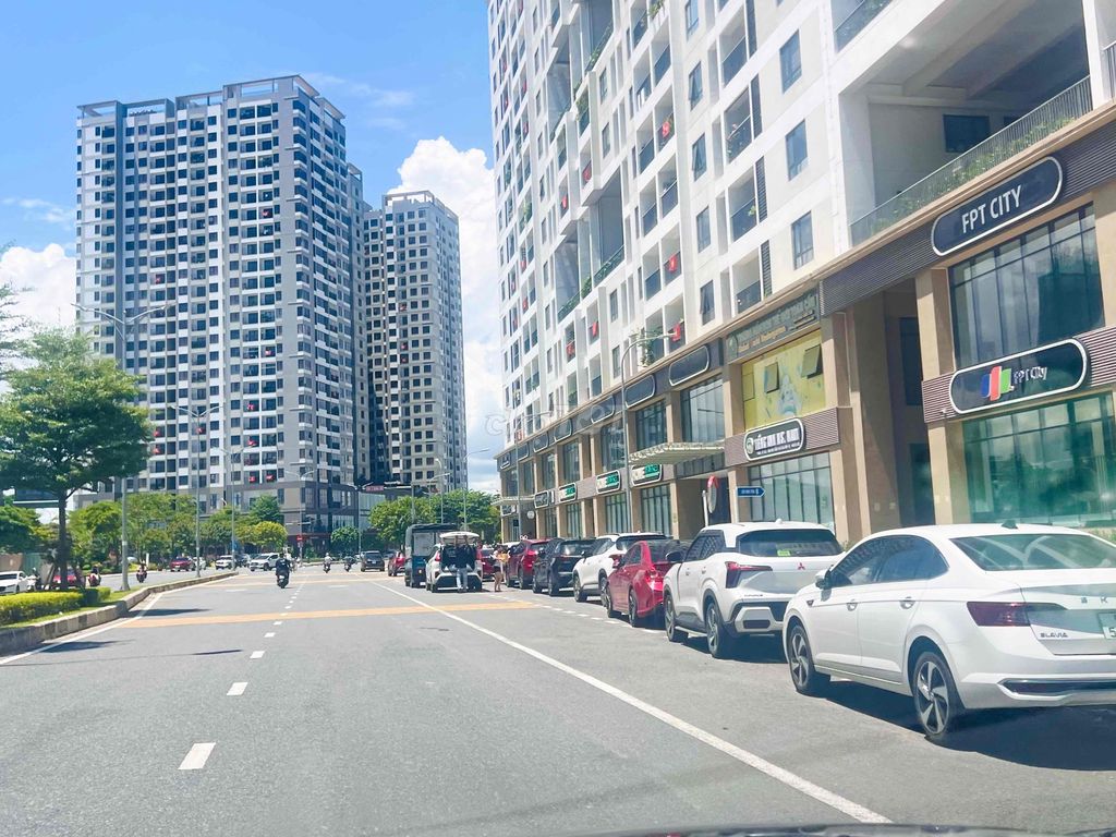 🏙️ CHO CHO THUÊ 1400M2 MẶT BẰNG THƯƠNG MẠI TẦNG 2 – FPT PLAZA