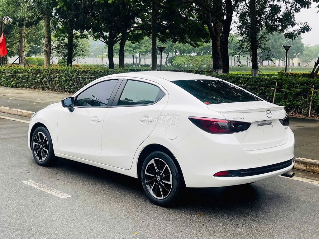 Mazda Mazda 2 Premium 1.5 AT 2024 Trắng Tự động