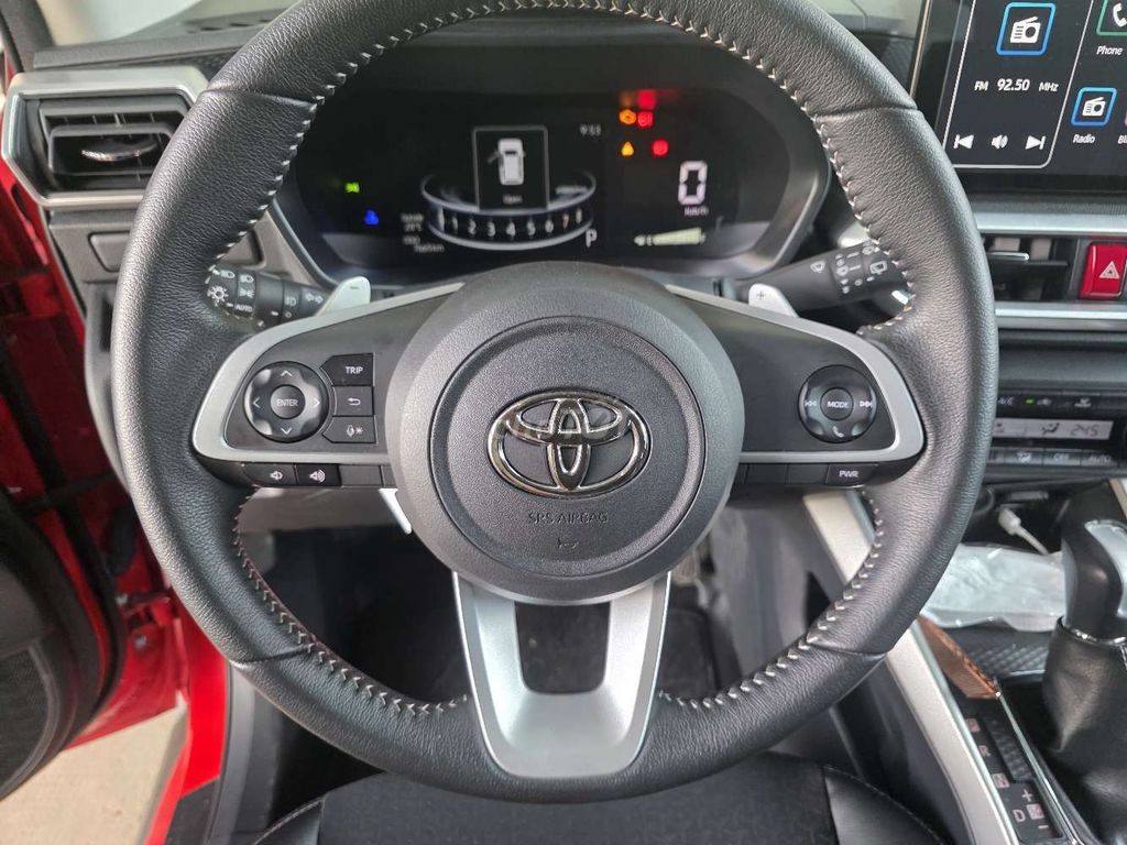 Raize Đỏ Nóc Đen 1.0 Turbo - 7000 km. Mua bán Ô tô tại Quận Bình Tân Tp Hồ Chí Minh được đăng bởi Cau Vũ hình 11