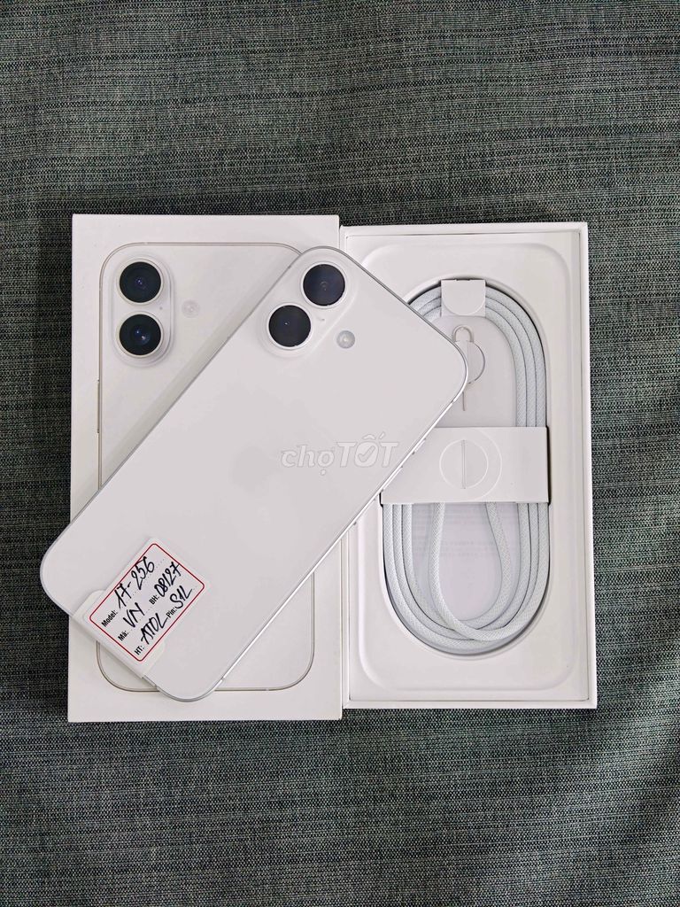 Apple iPhone 17 256GB Trắng VN active On Sạc 1L. Mua bán Điện thoại tại Quận Đống Đa Hà Nội được đăng bởi Quý Hoàng hình 1