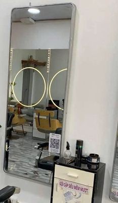 Thanh lý 1 gương salon tóc. Mua bán Nội thất, đồ gia dụng khác tại Thành phố Thanh Hóa Thanh Hóa được đăng bởi Kiên