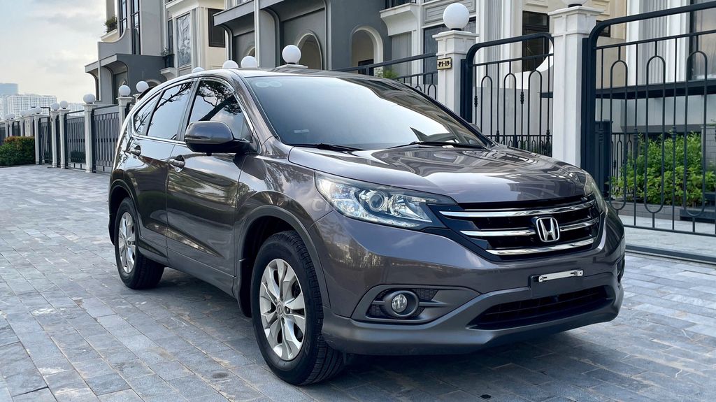 Honda CR V 2013 2.0 AT - 73000 km quá đẹp các bác. Mua bán Ô tô tại Quận Bắc Từ Liêm Hà Nội được đăng bởi Trung Auto 26 Phạm Văn Đồng hình 4