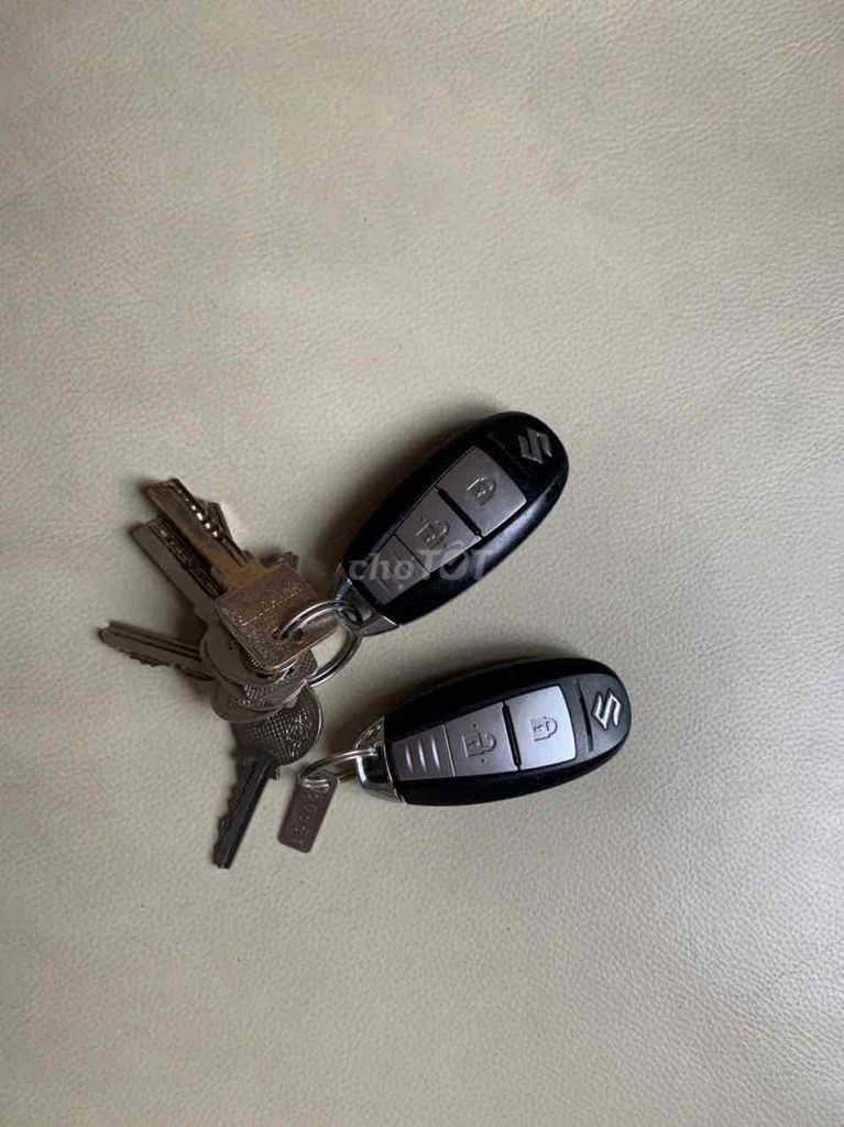 chính chủ bán Suzuki Swift 2014 1.4 AT - 63000 km. Mua bán Ô tô tại Quận Bắc Từ Liêm Hà Nội được đăng bởi Ken Nguyen hình 2